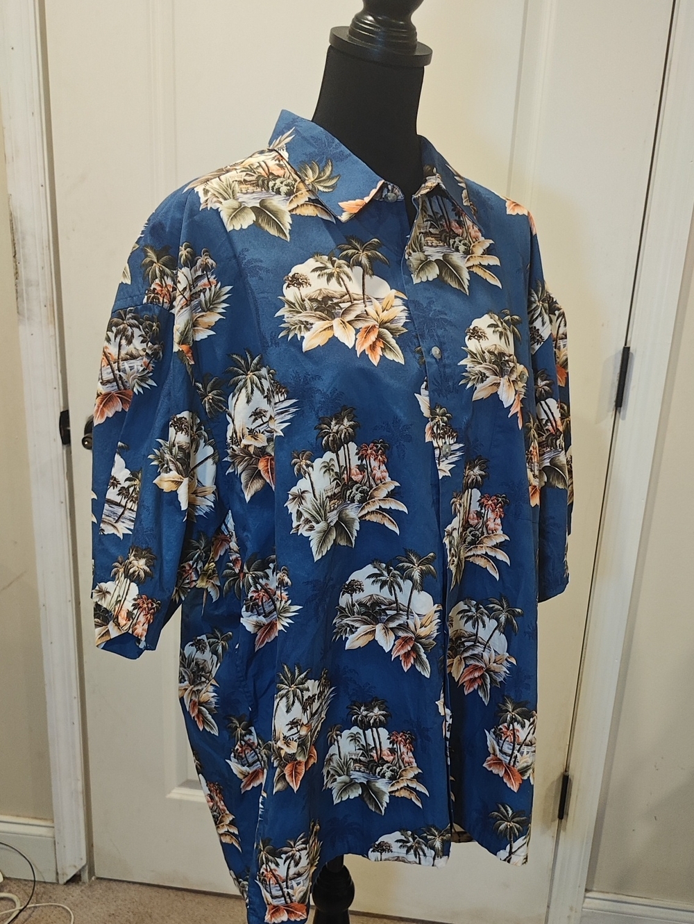 Saddlebred Blue Hawaiian Palm Print Short-Sleeve Shirt